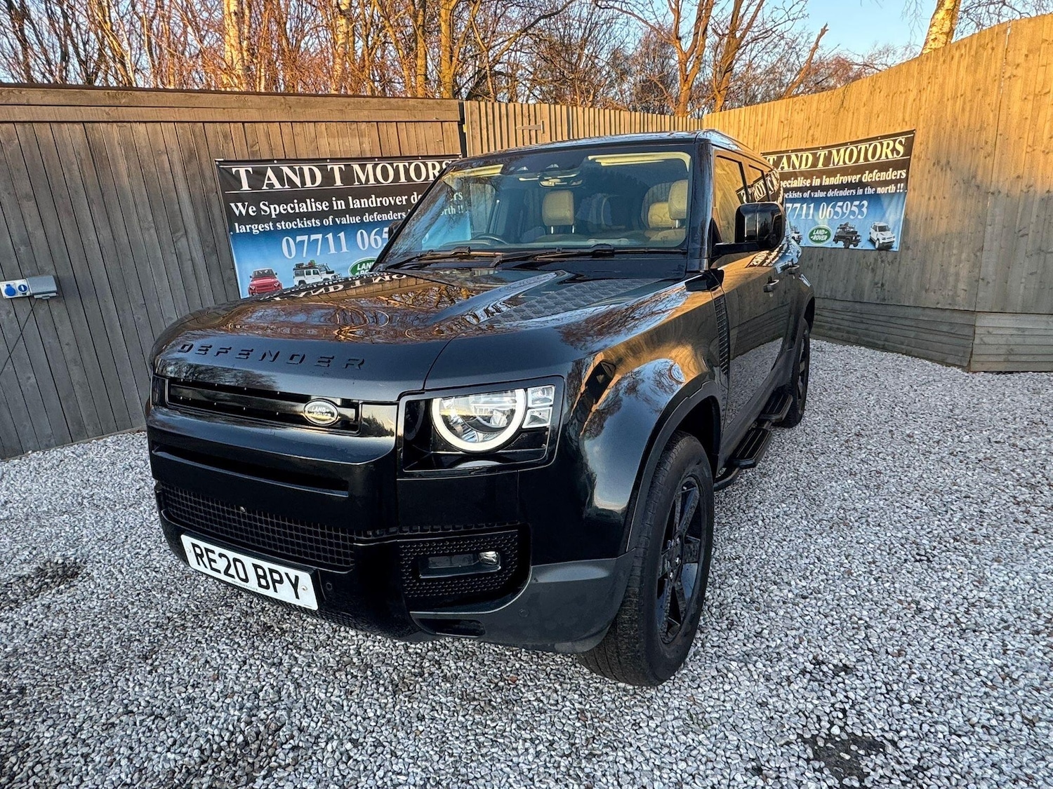 Used Land Rover Defender 110 2020 for sale - 77109625: Photo 37