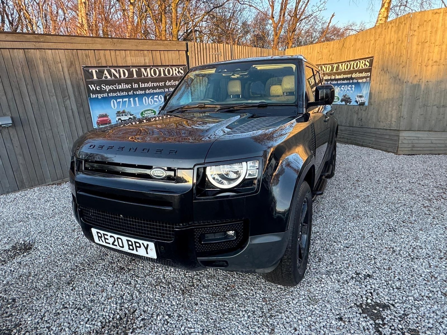 Used Land Rover Defender 110 2020 for sale - 77109625: Photo 38