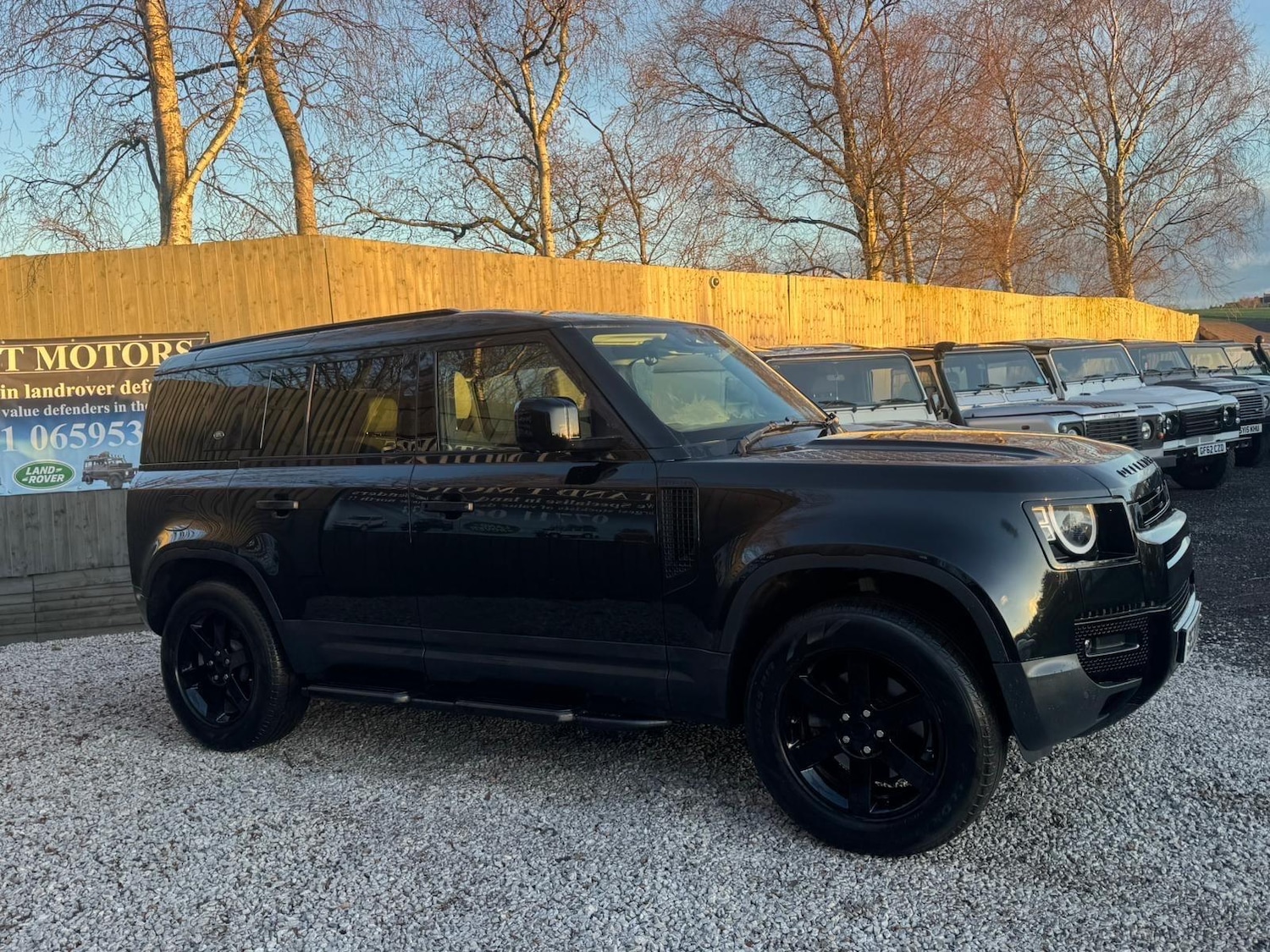 Used Land Rover Defender 110 2020 for sale - 77109625: Photo 57