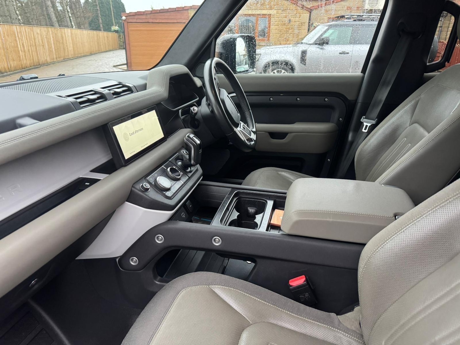 Used Land Rover Defender 110 2020 for sale - 77109625: Photo 95