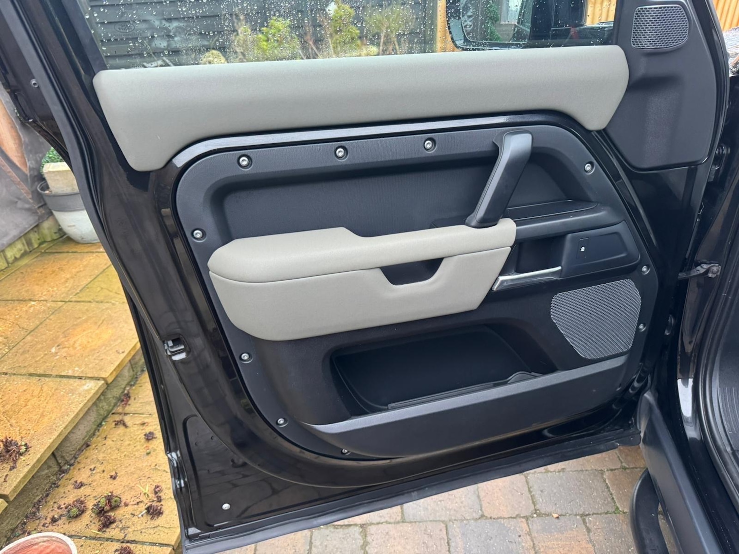 Used Land Rover Defender 110 2020 for sale - 77109625: Photo 96