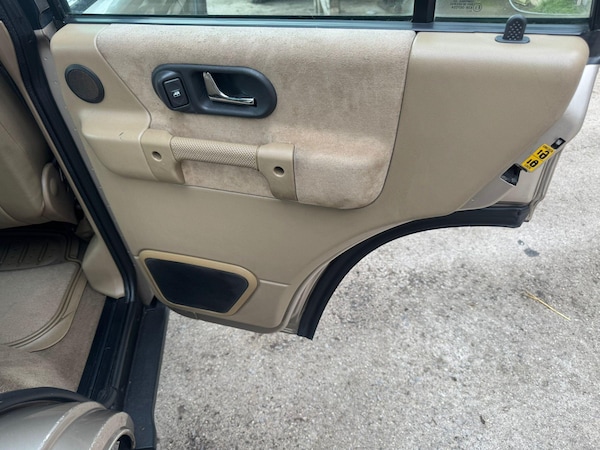 Used Land Rover Discovery 2001 for sale - 75747159: Photo 50