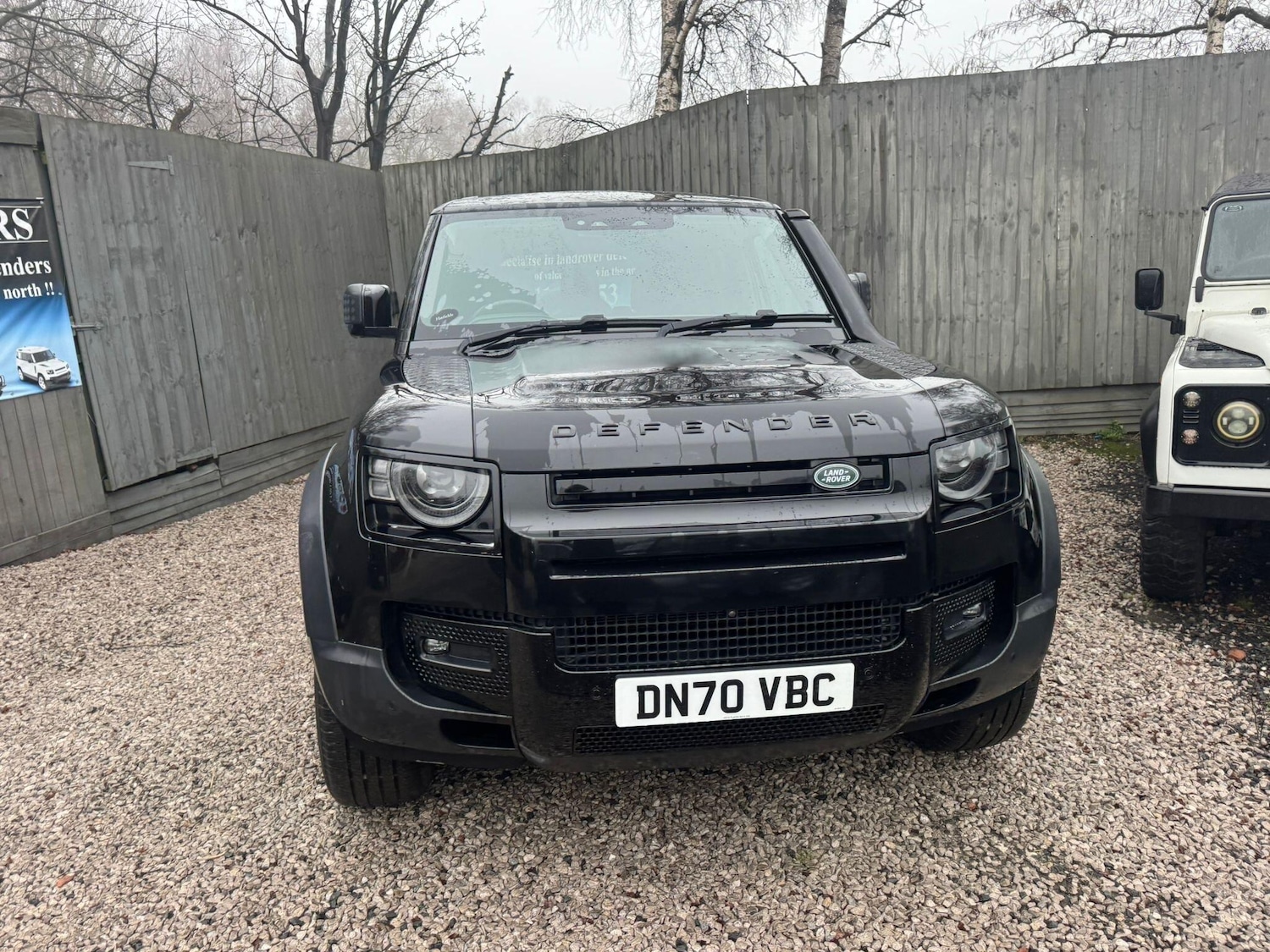 Used Land Rover Defender 2020 for sale - 77387661: Photo 11