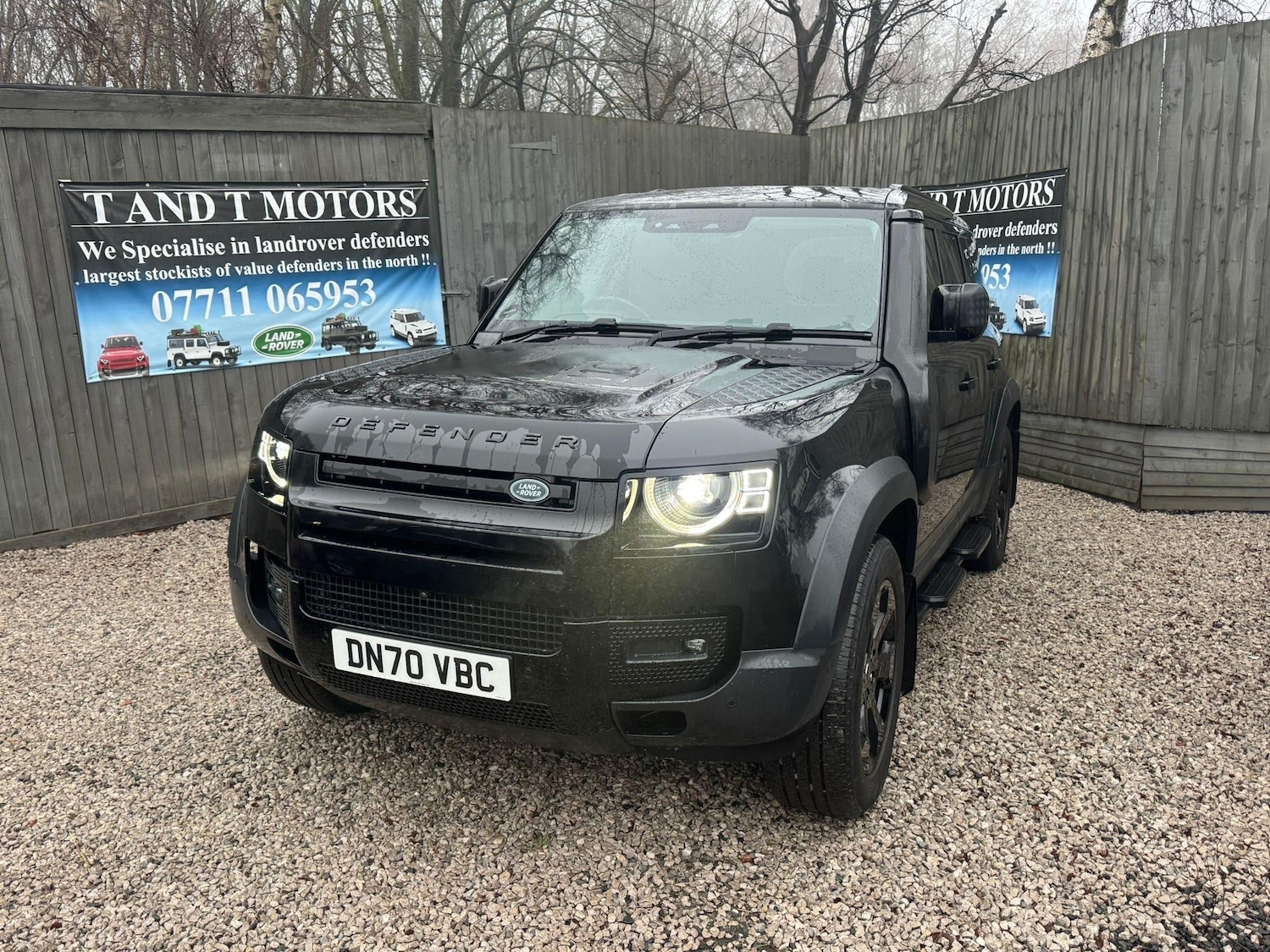 Used Land Rover Defender 2020 for sale - 77387661: Photo 14