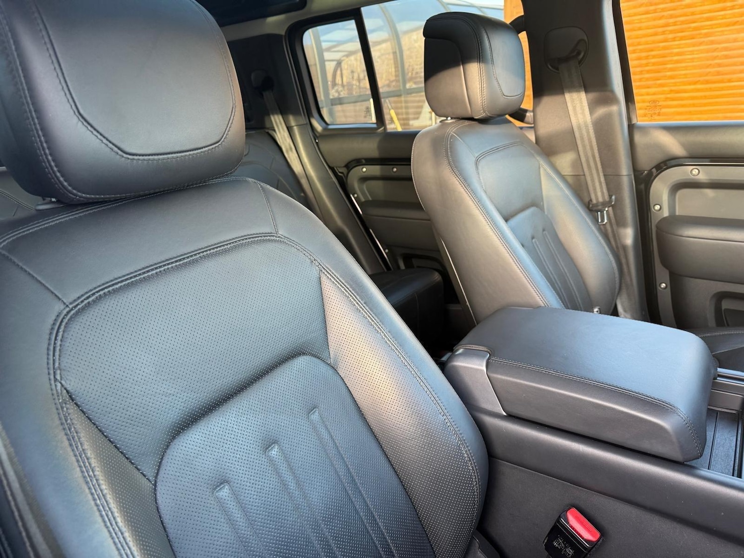 Used Land Rover Defender 2020 for sale - 77387661: Photo 50