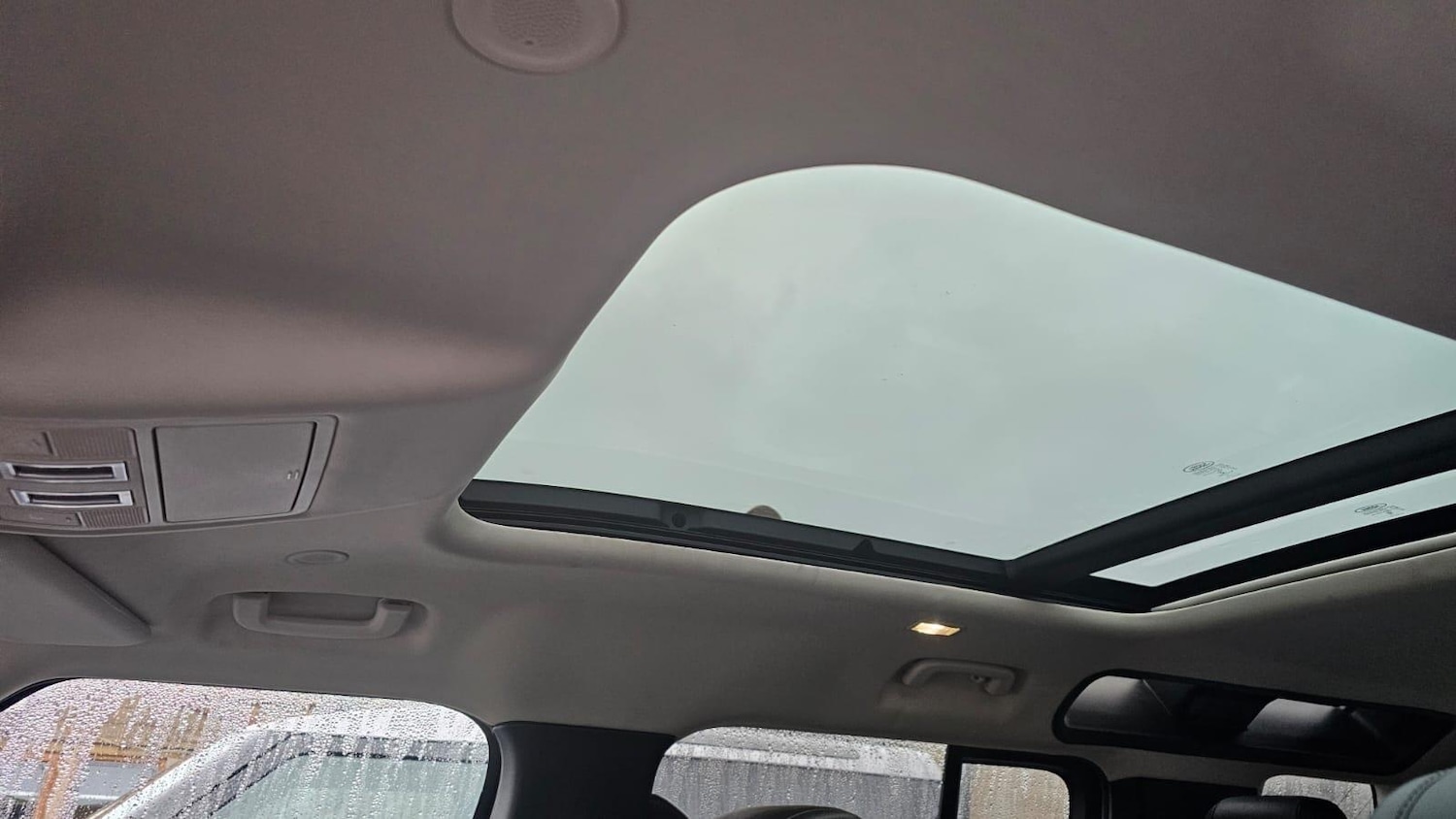 Used Land Rover Defender 2020 for sale - 77387661: Photo 76