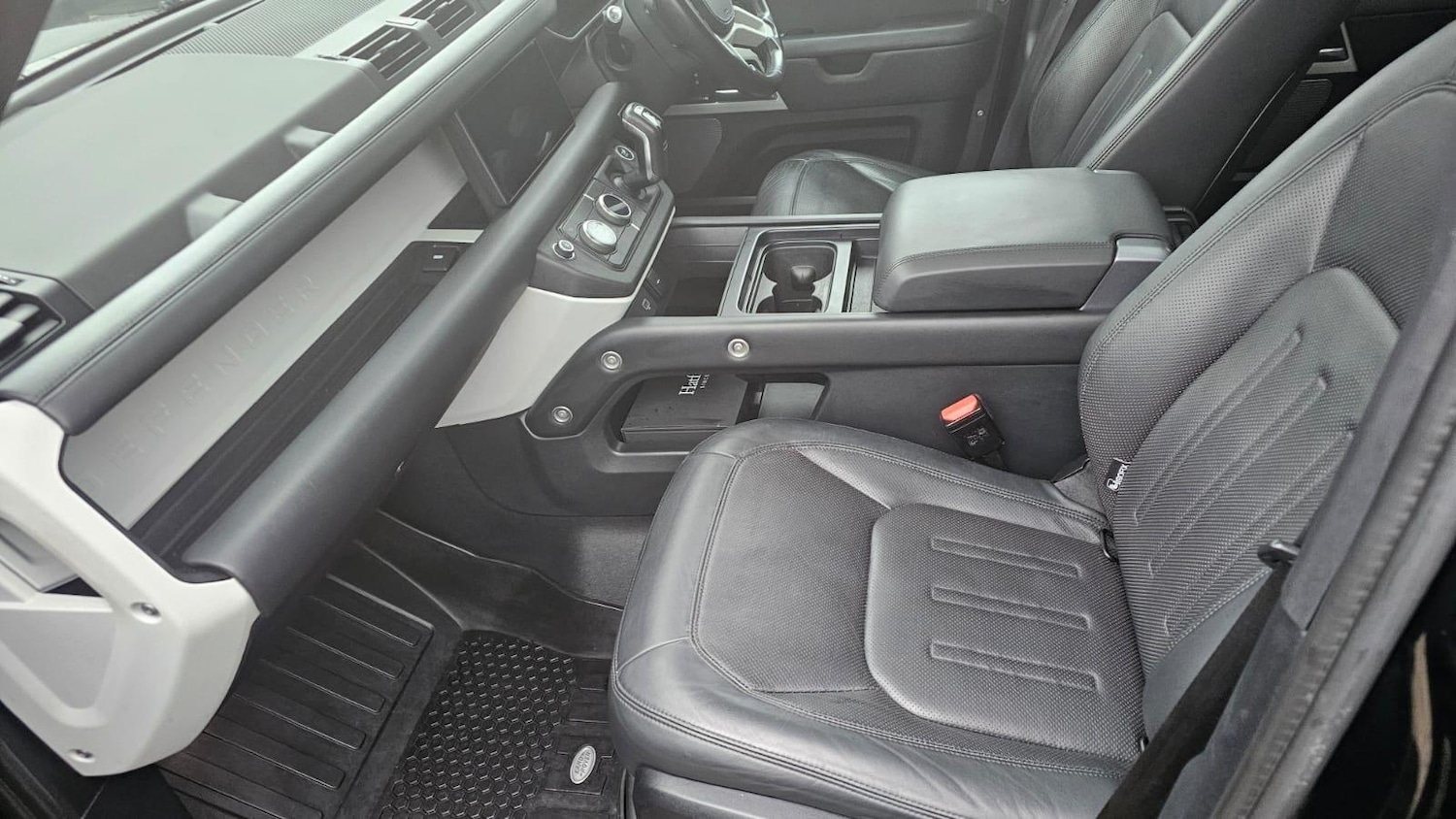 Used Land Rover Defender 2020 for sale - 77387661: Photo 78