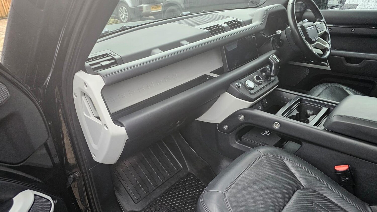 Used Land Rover Defender 2020 for sale - 77387661: Photo 80