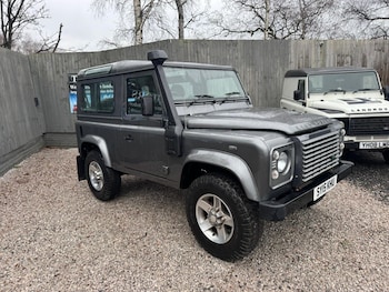 Used Land Rover Defender 90 2015 for sale - 77040664: Photo
