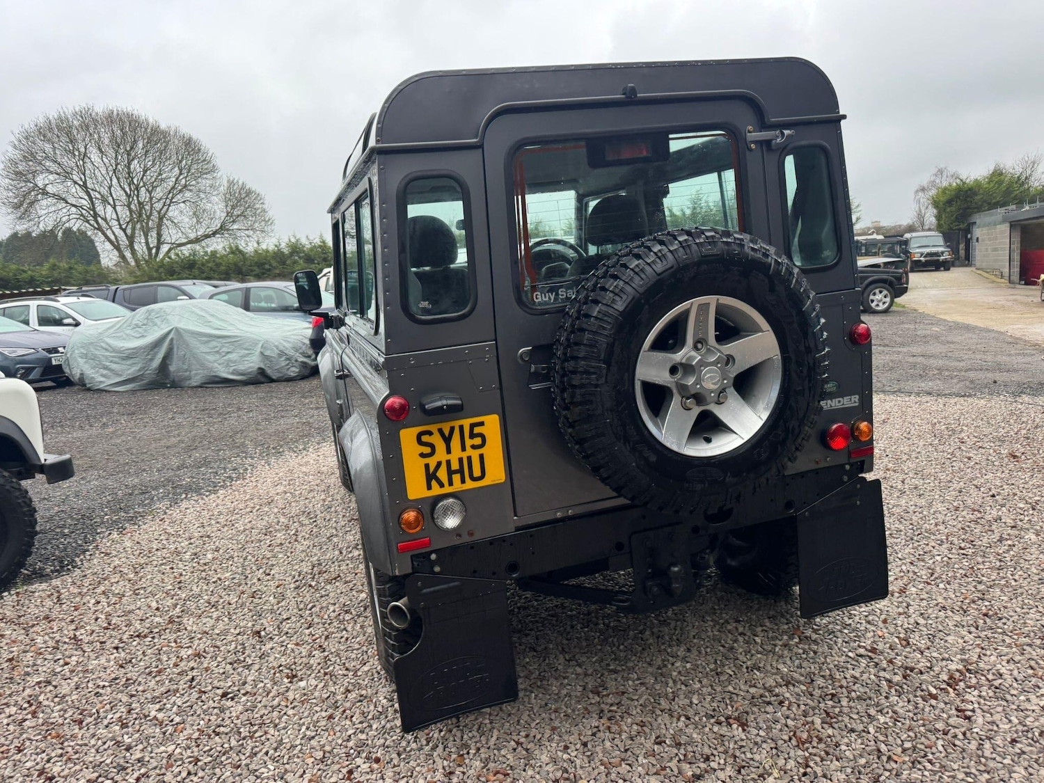 Used Land Rover Defender 90 2015 for sale - 77040664: Photo 44