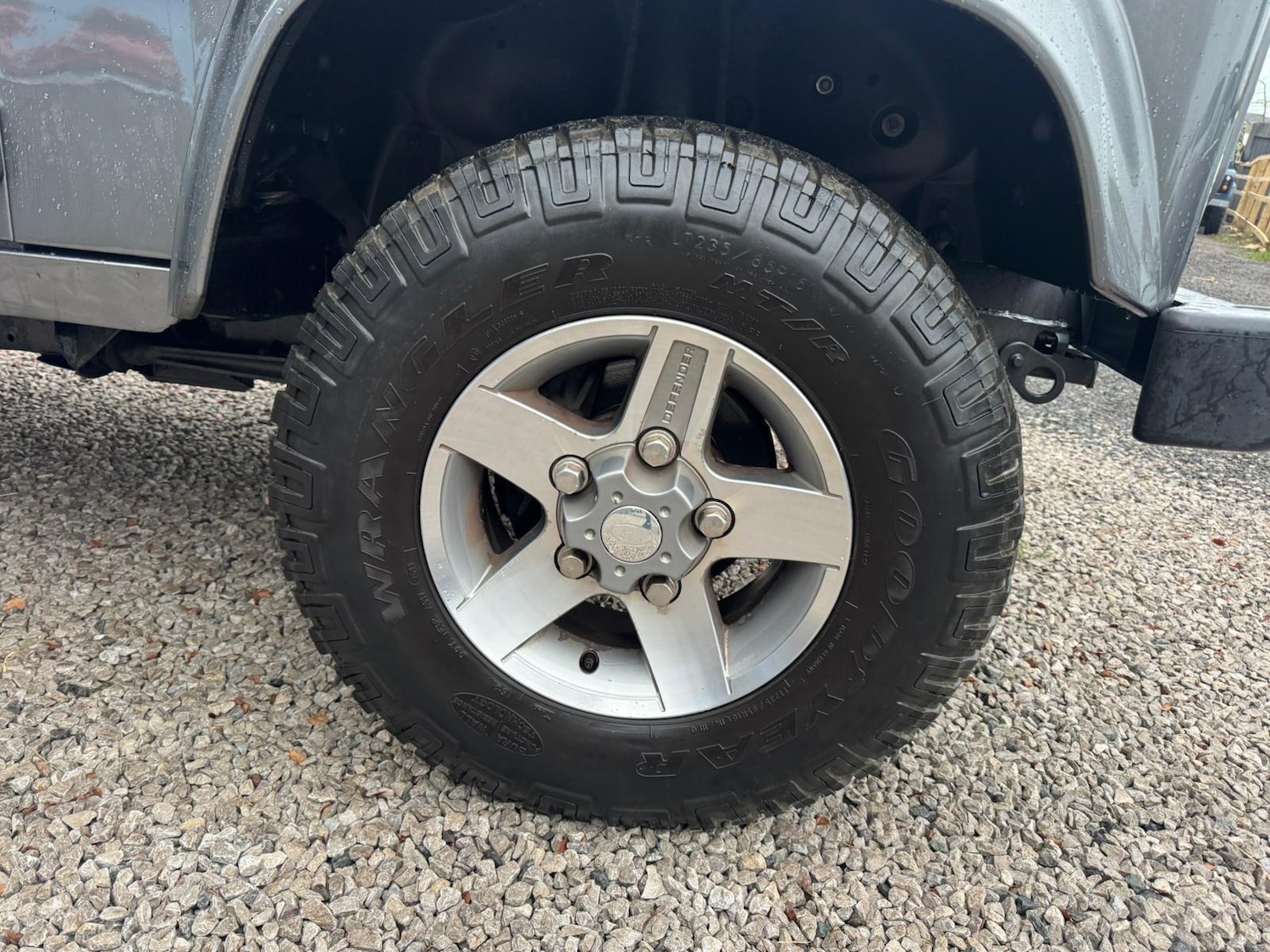 Used Land Rover Defender 90 2015 for sale - 77040664: Photo 53