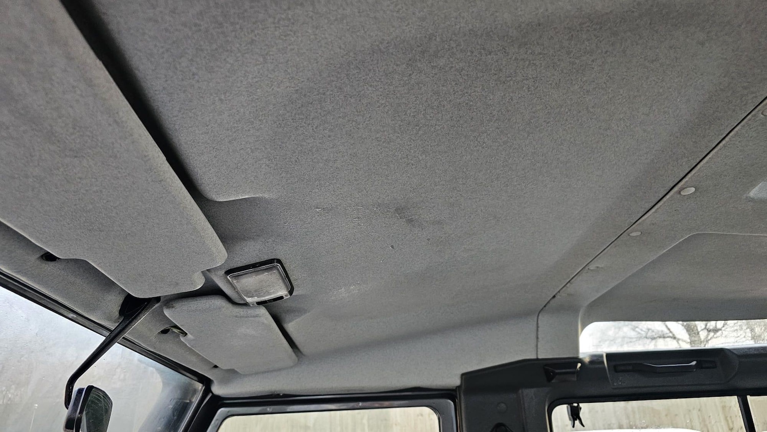 Used Land Rover Defender 90 2015 for sale - 77040664: Photo 65