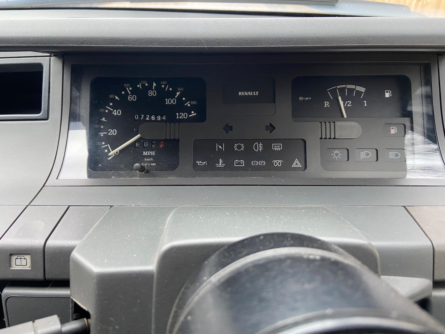 Used Renault 5 for sale - 77784436: Photo 4