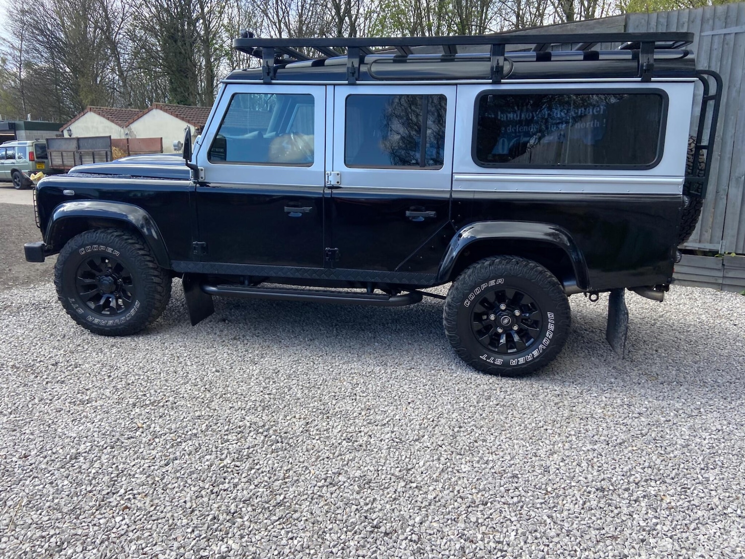 Used Land Rover Defender 110 for sale - 78220023: Photo 20