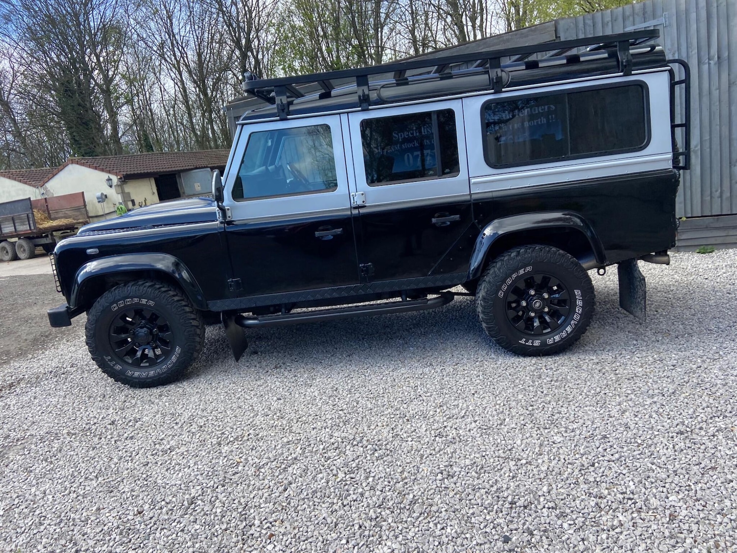 Used Land Rover Defender 110 for sale - 78220023: Photo 22