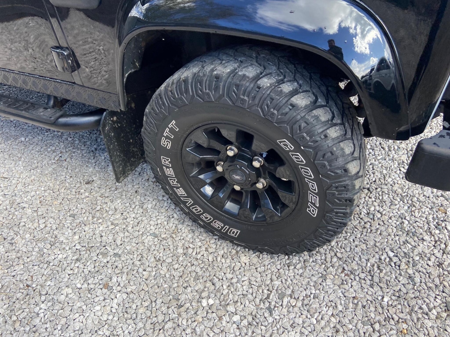 Used Land Rover Defender 110 for sale - 78220023: Photo 35