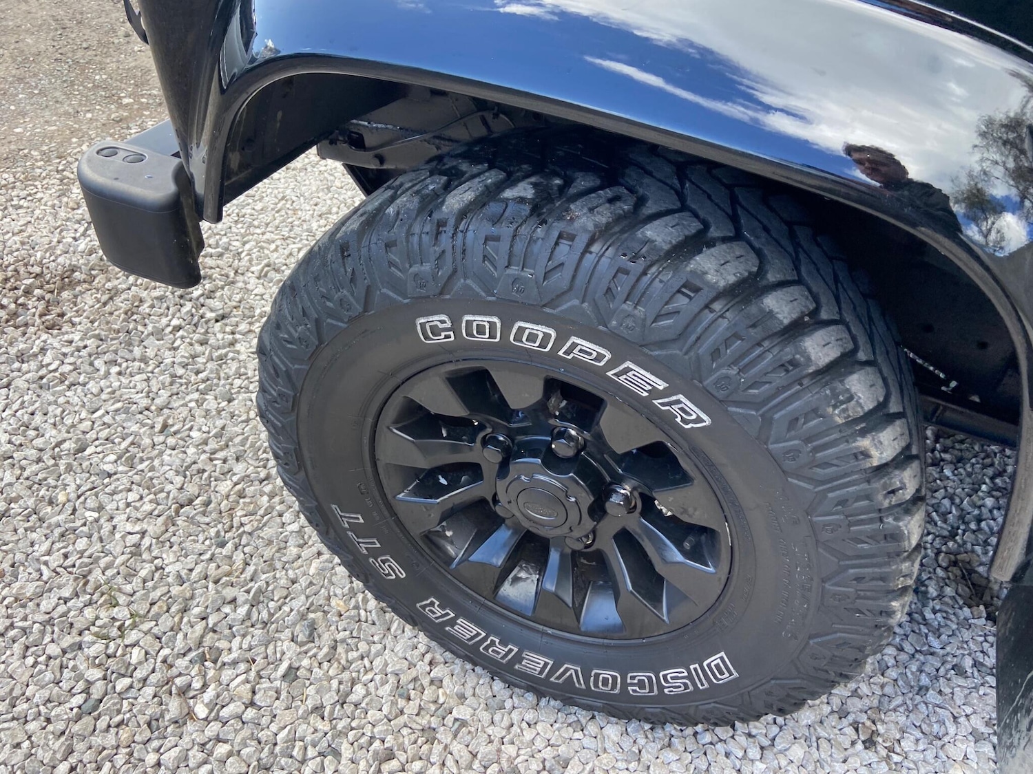 Used Land Rover Defender 110 for sale - 78220023: Photo 38