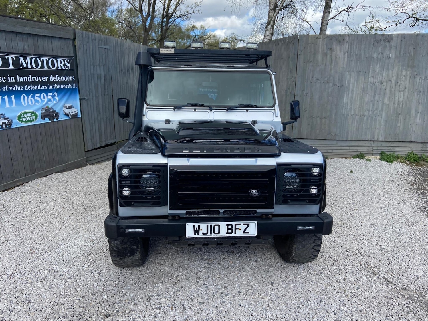 Used Land Rover Defender 110 for sale - 78220023: Photo 42