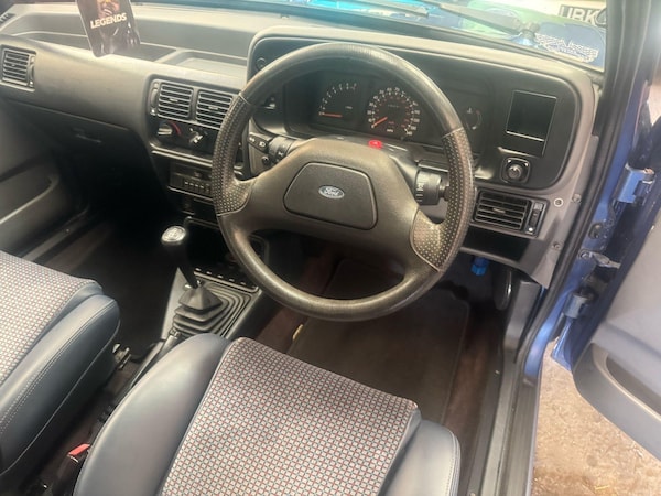 Used Ford Escort for sale - 76200933: Photo 20