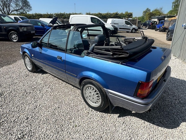 Used Ford Escort for sale - 76200933: Photo 45