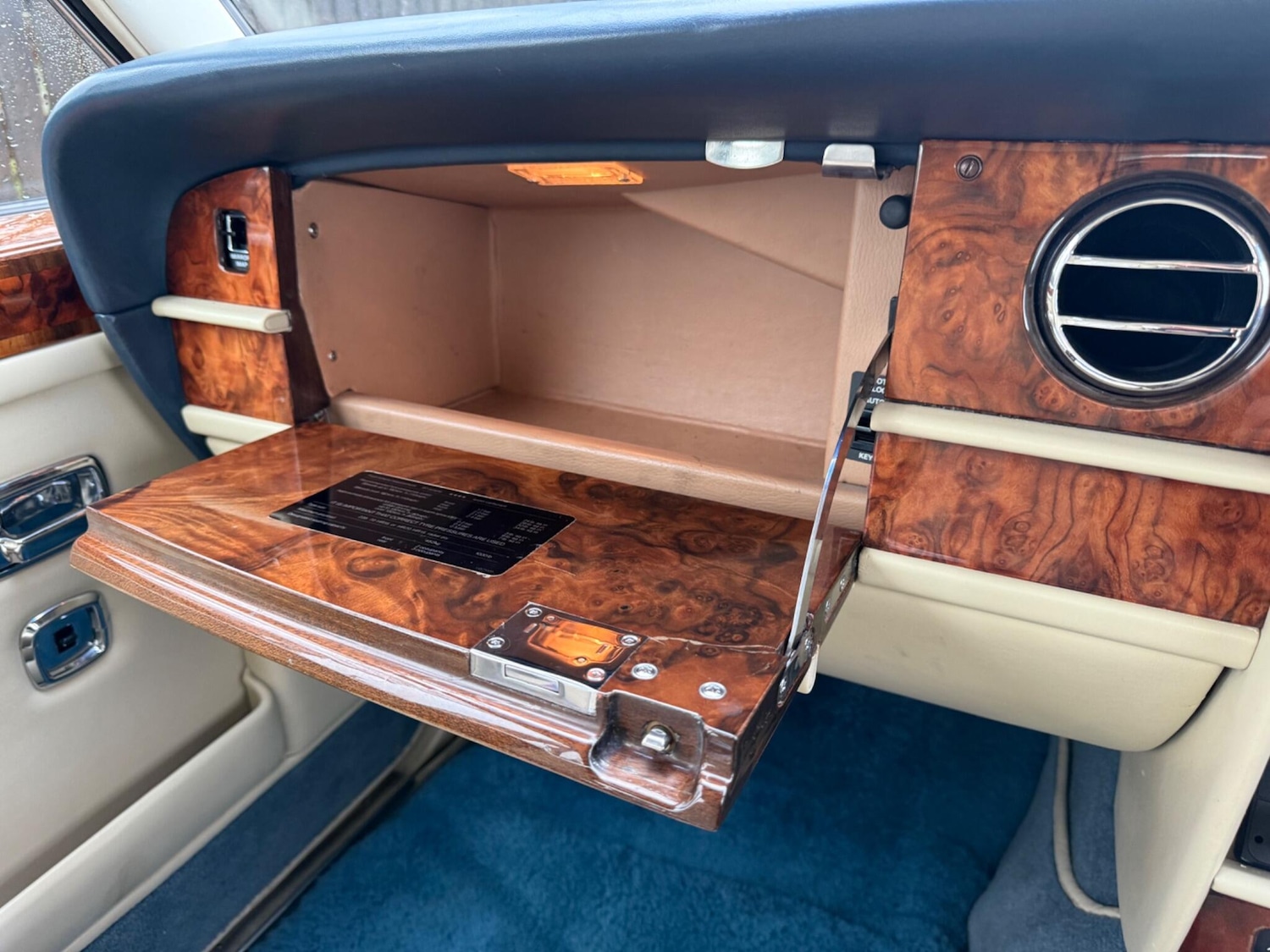 Used Rolls-Royce Silver Spirit for sale - 76865841: Photo 32