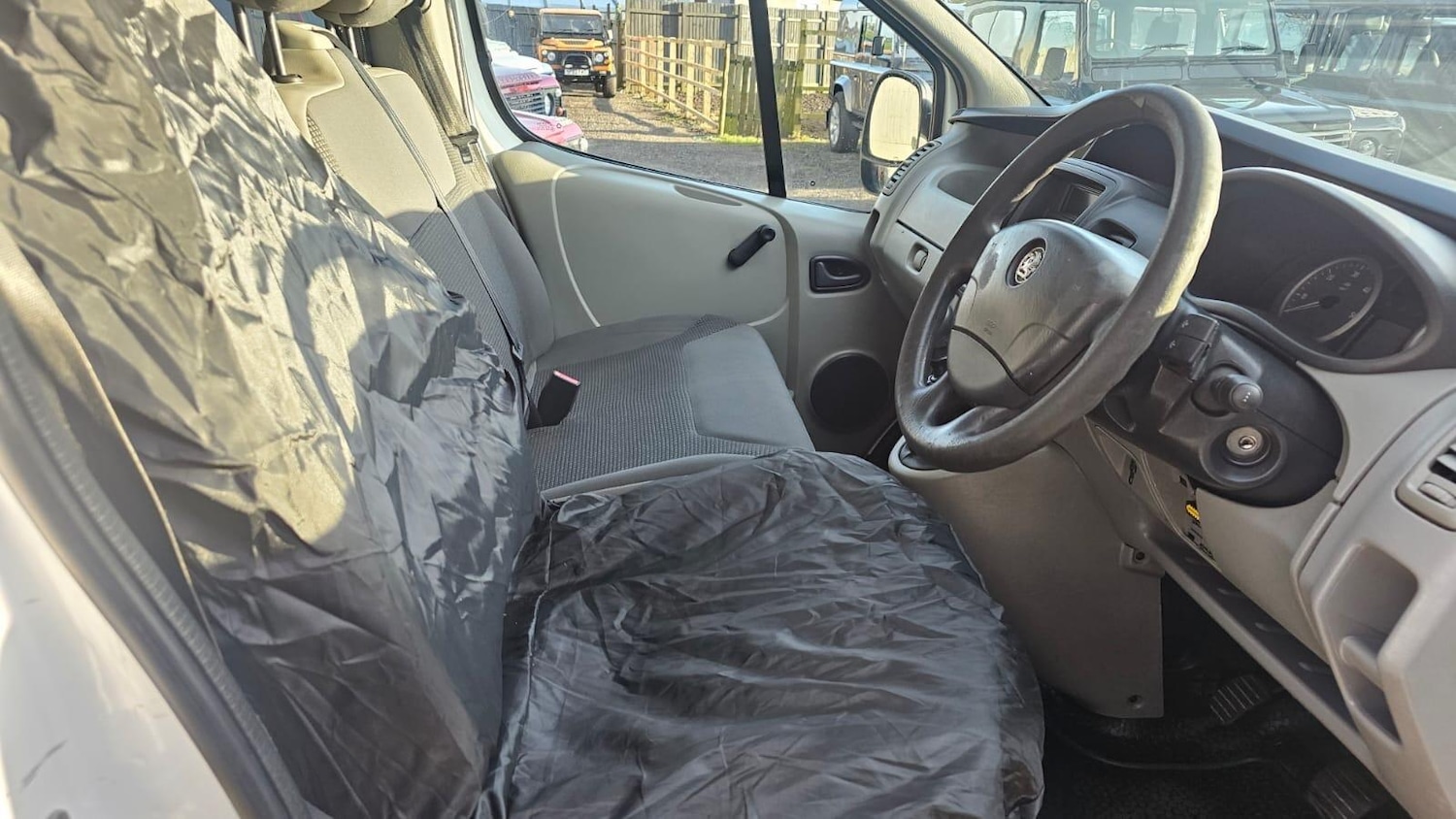 Used Vauxhall Vivaro 2011 for sale - 77710581: Photo 22