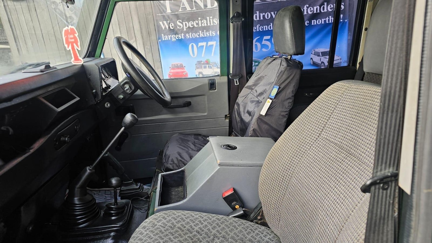 Used Land Rover Defender 110 1998 for sale - 76306982: Photo 11