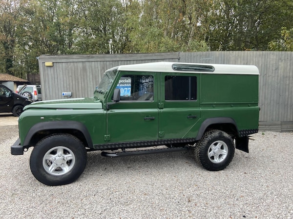 Used Land Rover Defender 110 1998 for sale - 76306982: Photo 17