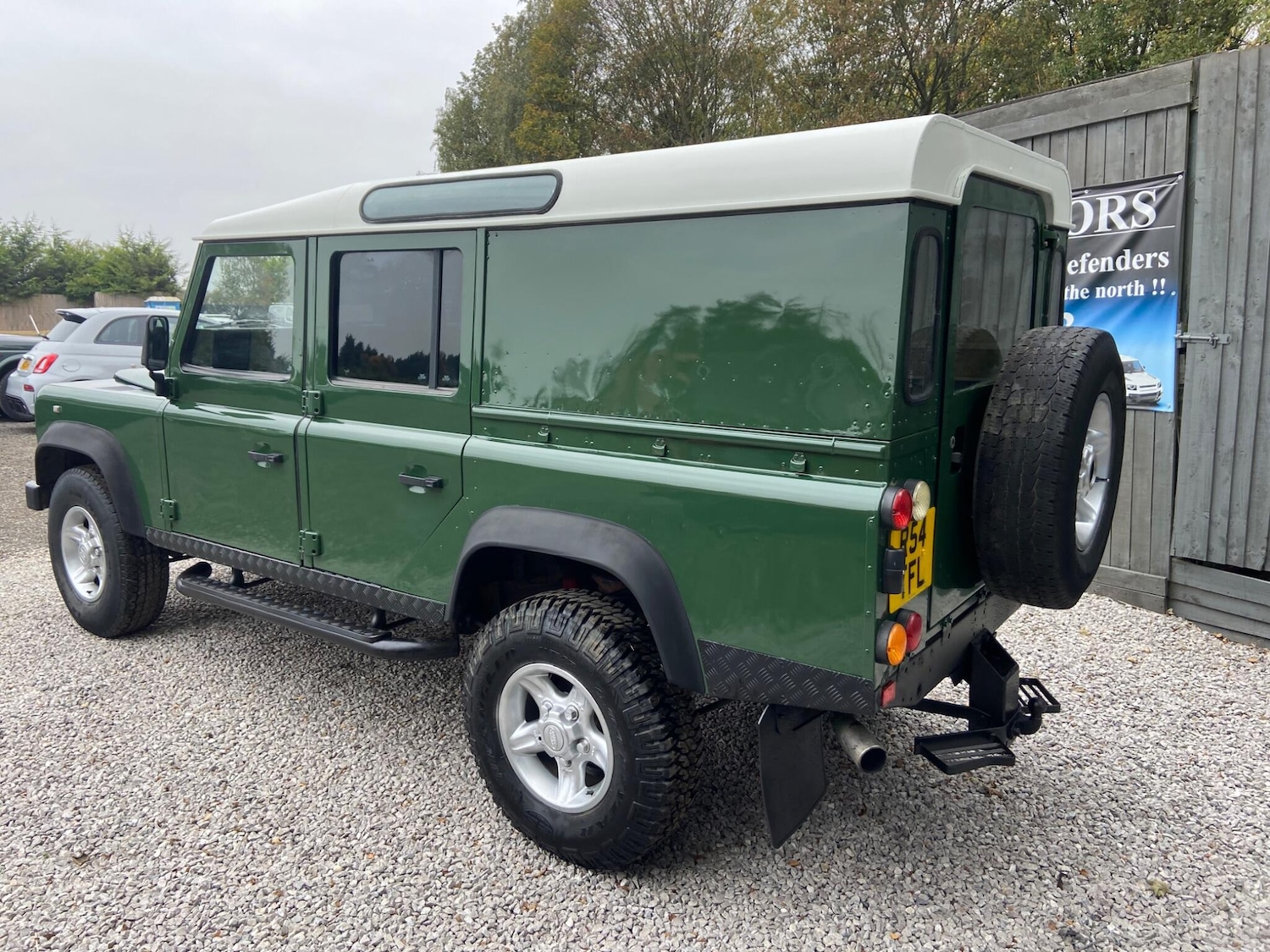 Used Land Rover Defender 110 1998 for sale - 76306982: Photo 4