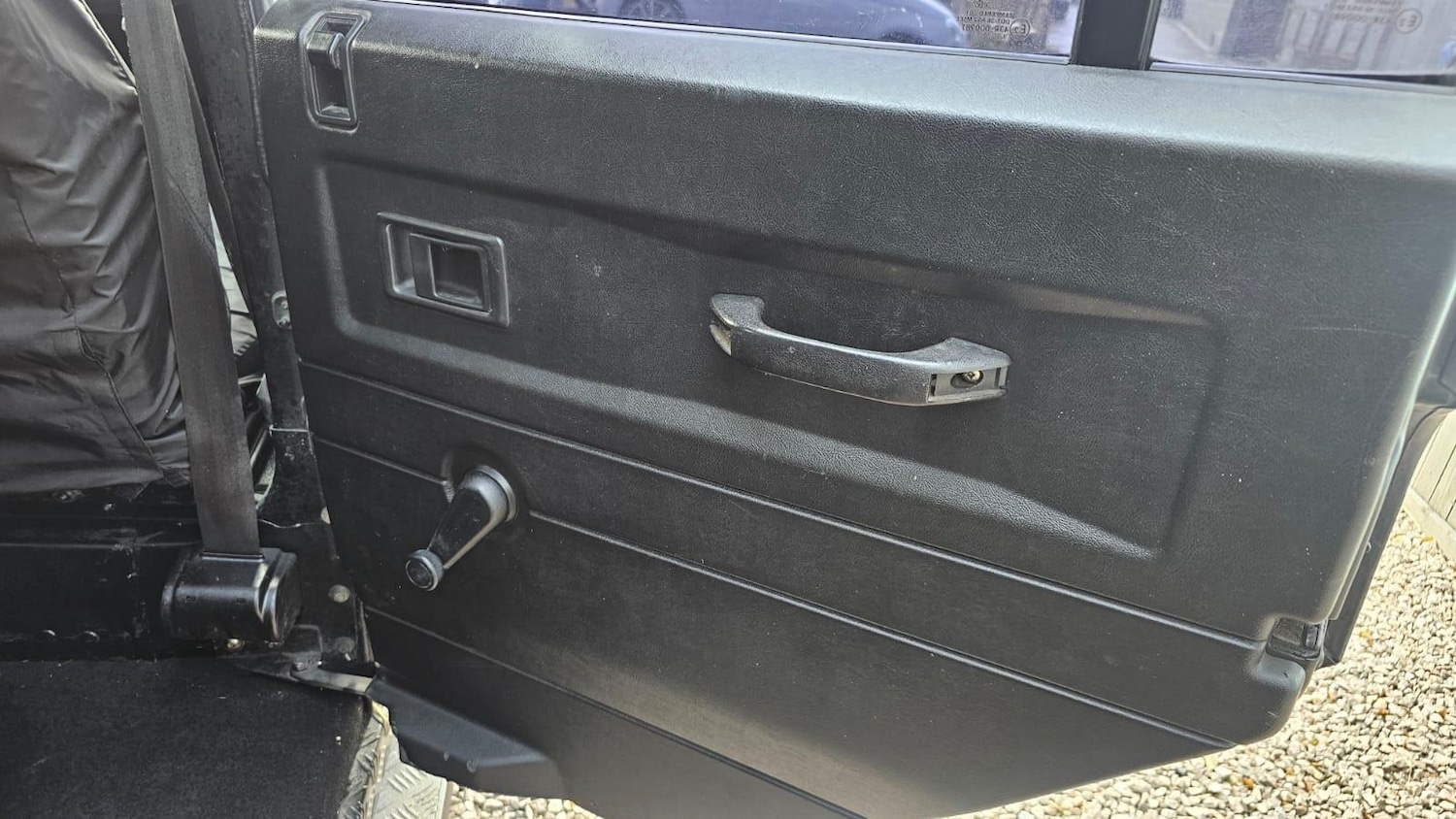 Used Land Rover Defender 110 1998 for sale - 76306982: Photo 44