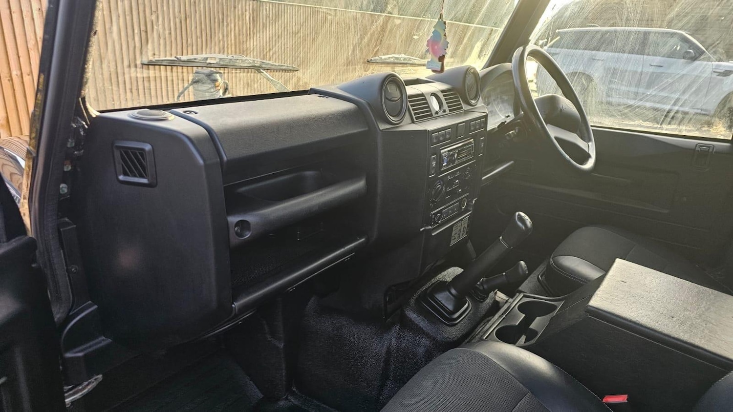 Used Land Rover Defender 2014 for sale - 77191357: Photo 25