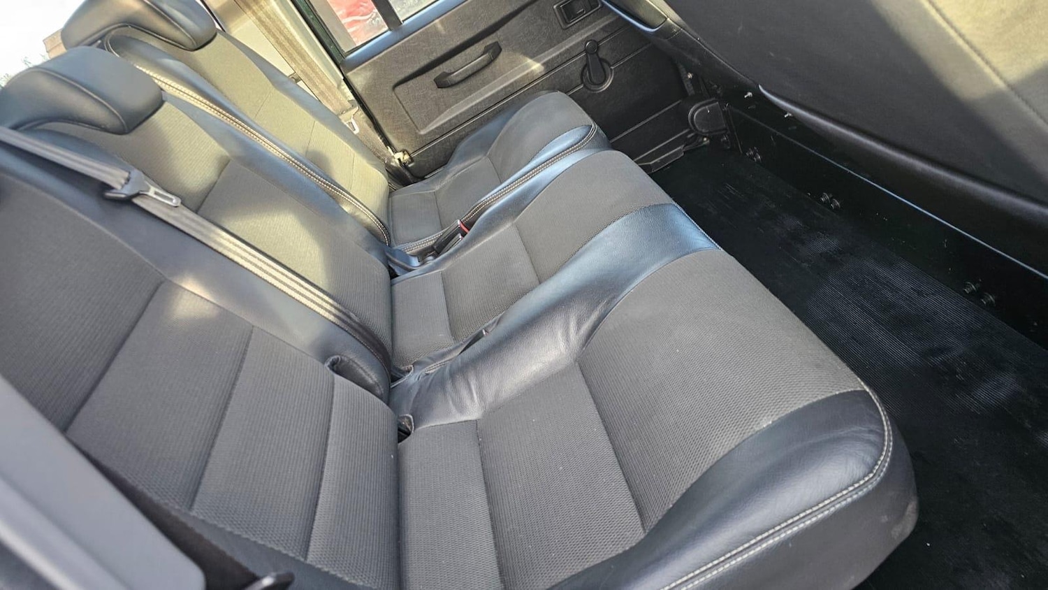 Used Land Rover Defender 2014 for sale - 77191357: Photo 49