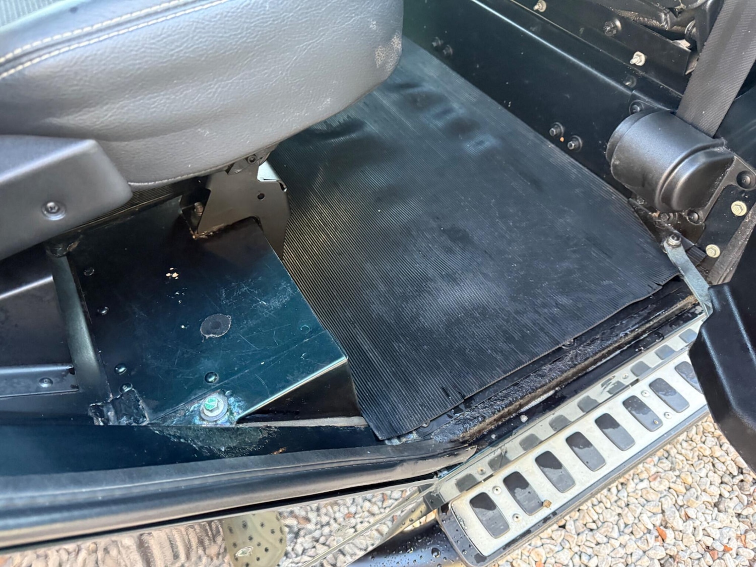 Used Land Rover Defender 2014 for sale - 77191357: Photo 74