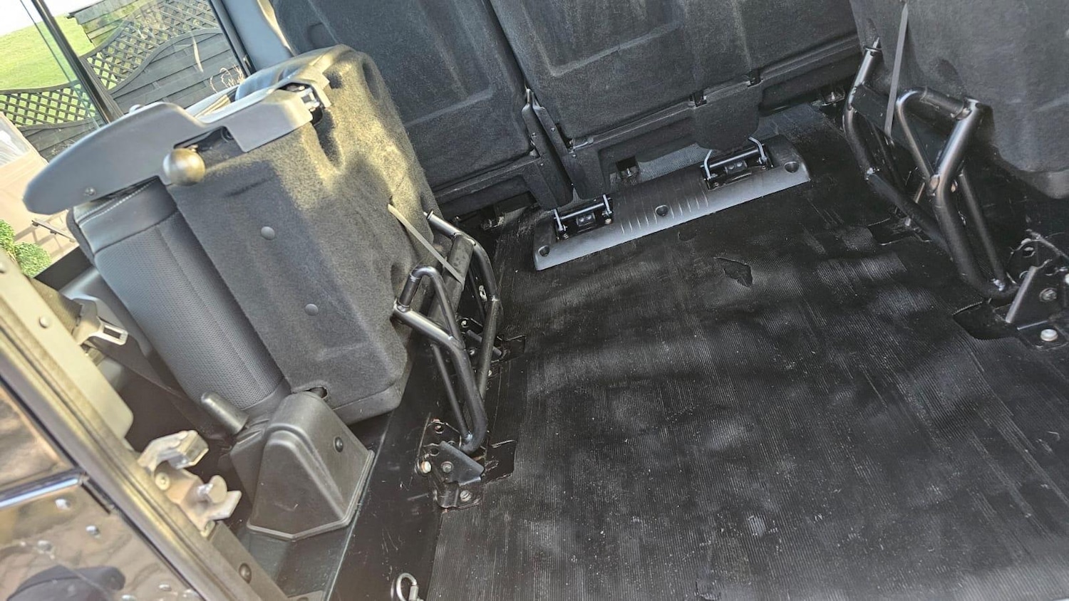 Used Land Rover Defender 2014 for sale - 77191357: Photo 88