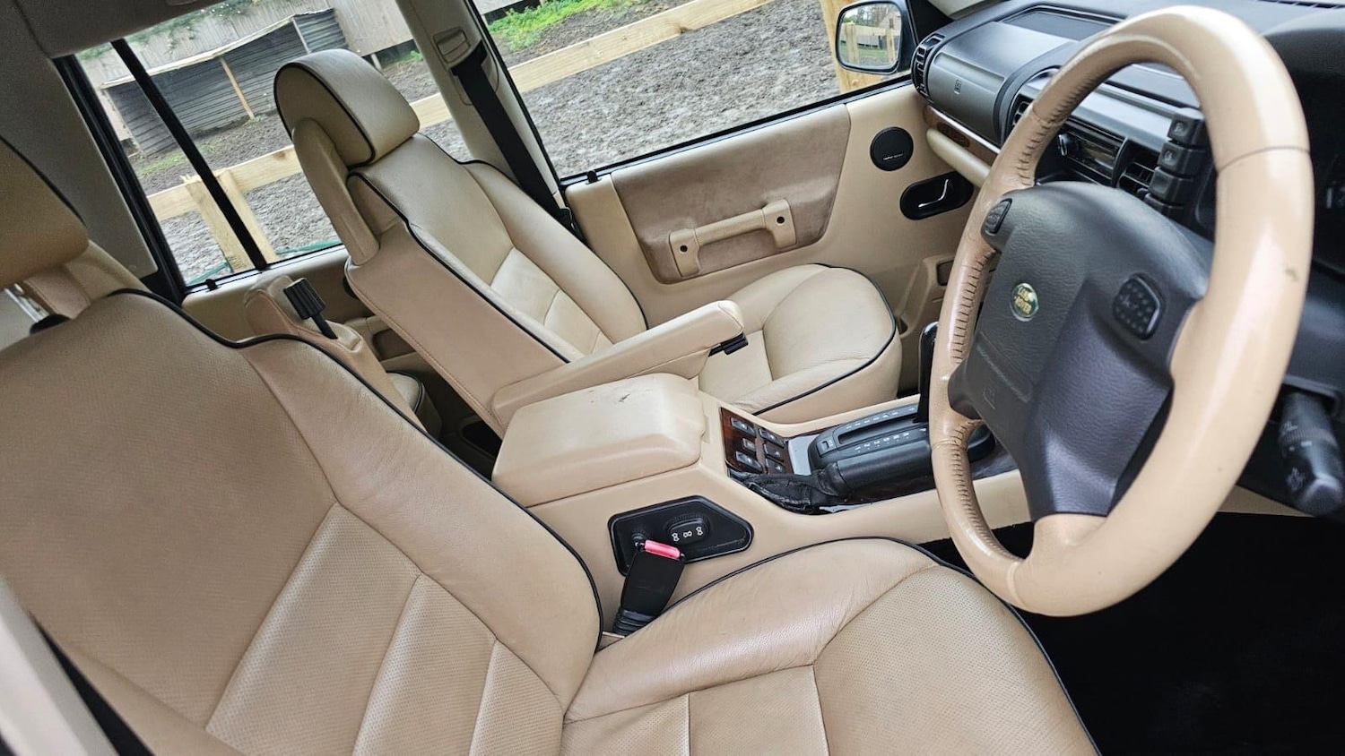 Used Land Rover Discovery for sale - 76485825: Photo 8