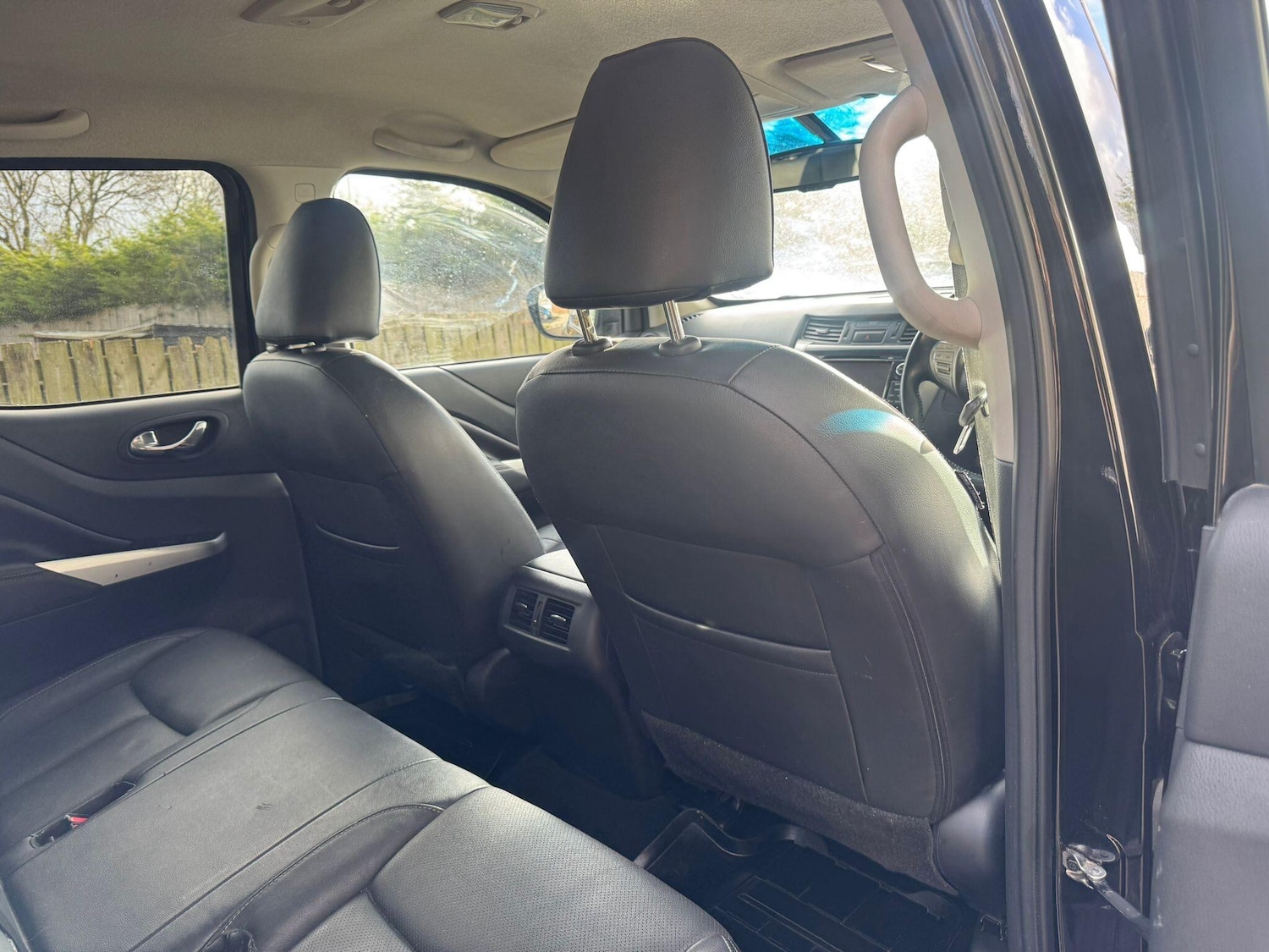 Used Nissan Navara 2017 for sale - 76743295: Photo 55