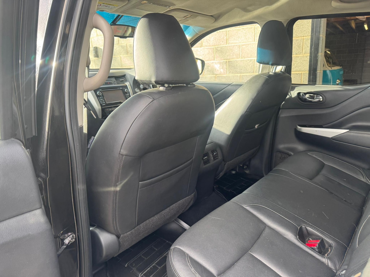 Used Nissan Navara 2017 for sale - 76743295: Photo 59