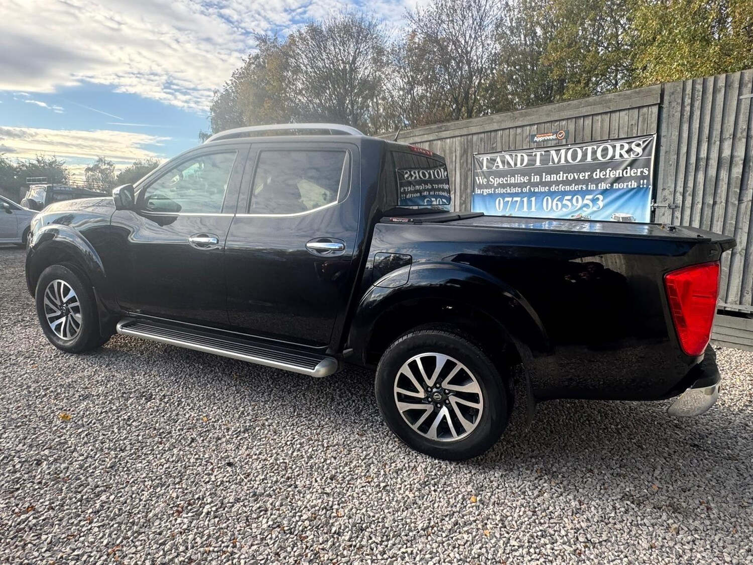 Used Nissan Navara 2017 for sale - 76743295: Photo 75