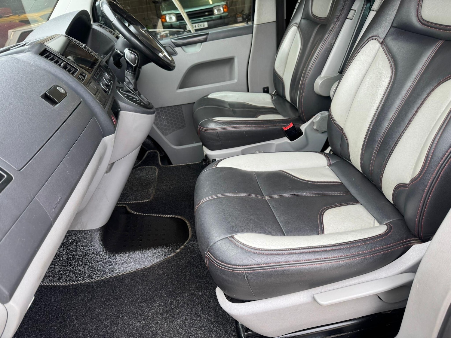 Used Volkswagen Transporter Sportline 2014 for sale - 77982518: Photo 59