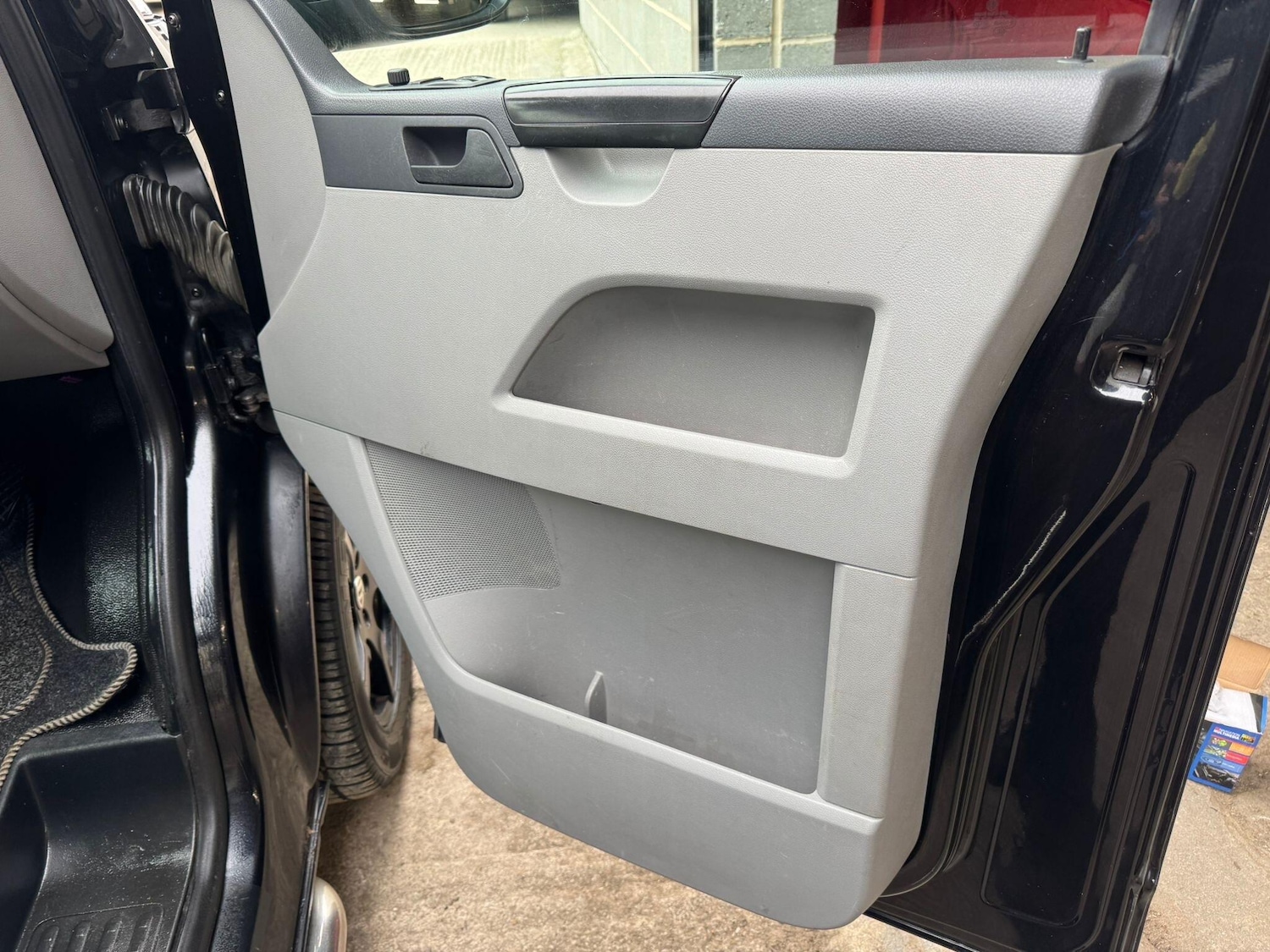 Used Volkswagen Transporter Sportline 2014 for sale - 77982518: Photo 88