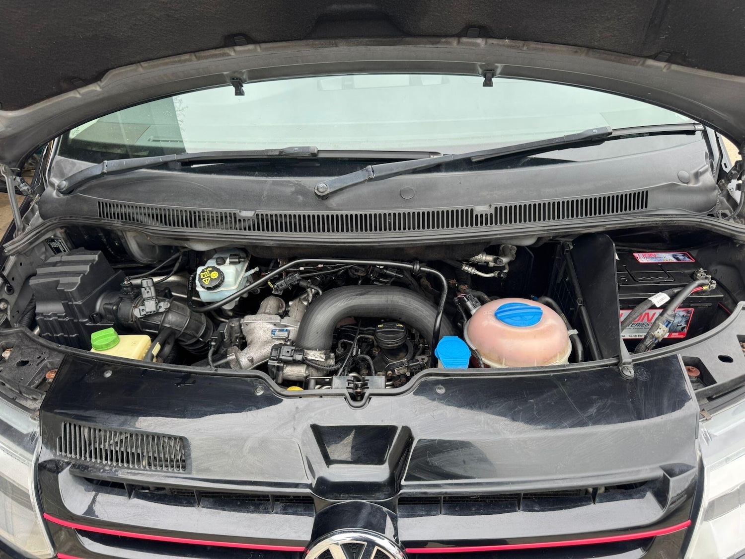 Used Volkswagen Transporter Sportline 2014 for sale - 77982518: Photo 89