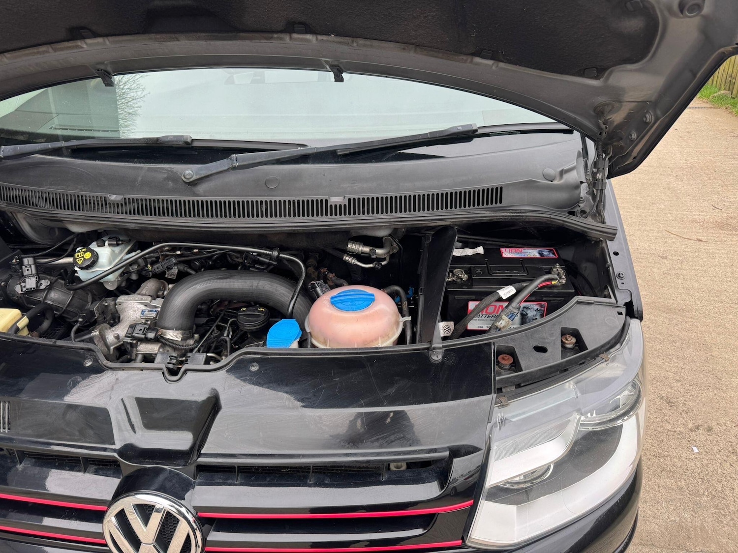 Used Volkswagen Transporter Sportline 2014 for sale - 77982518: Photo 93