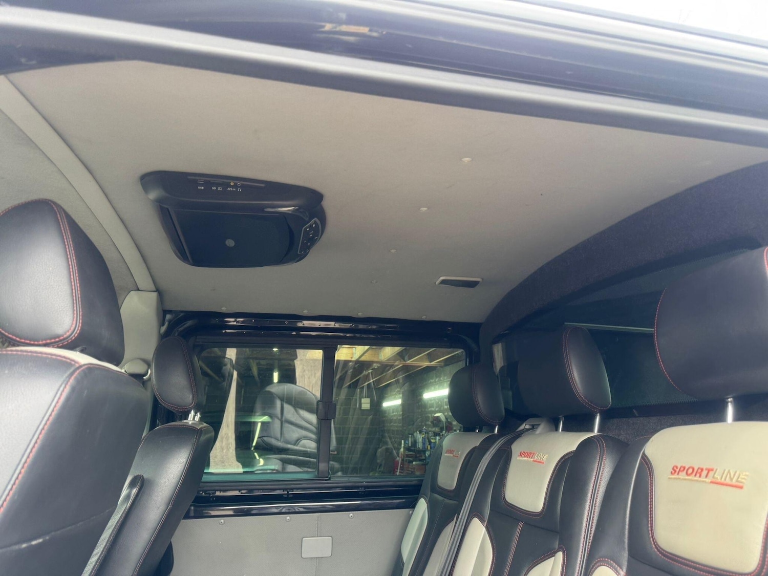 Used Volkswagen Transporter Sportline 2014 for sale - 77982518: Photo 99