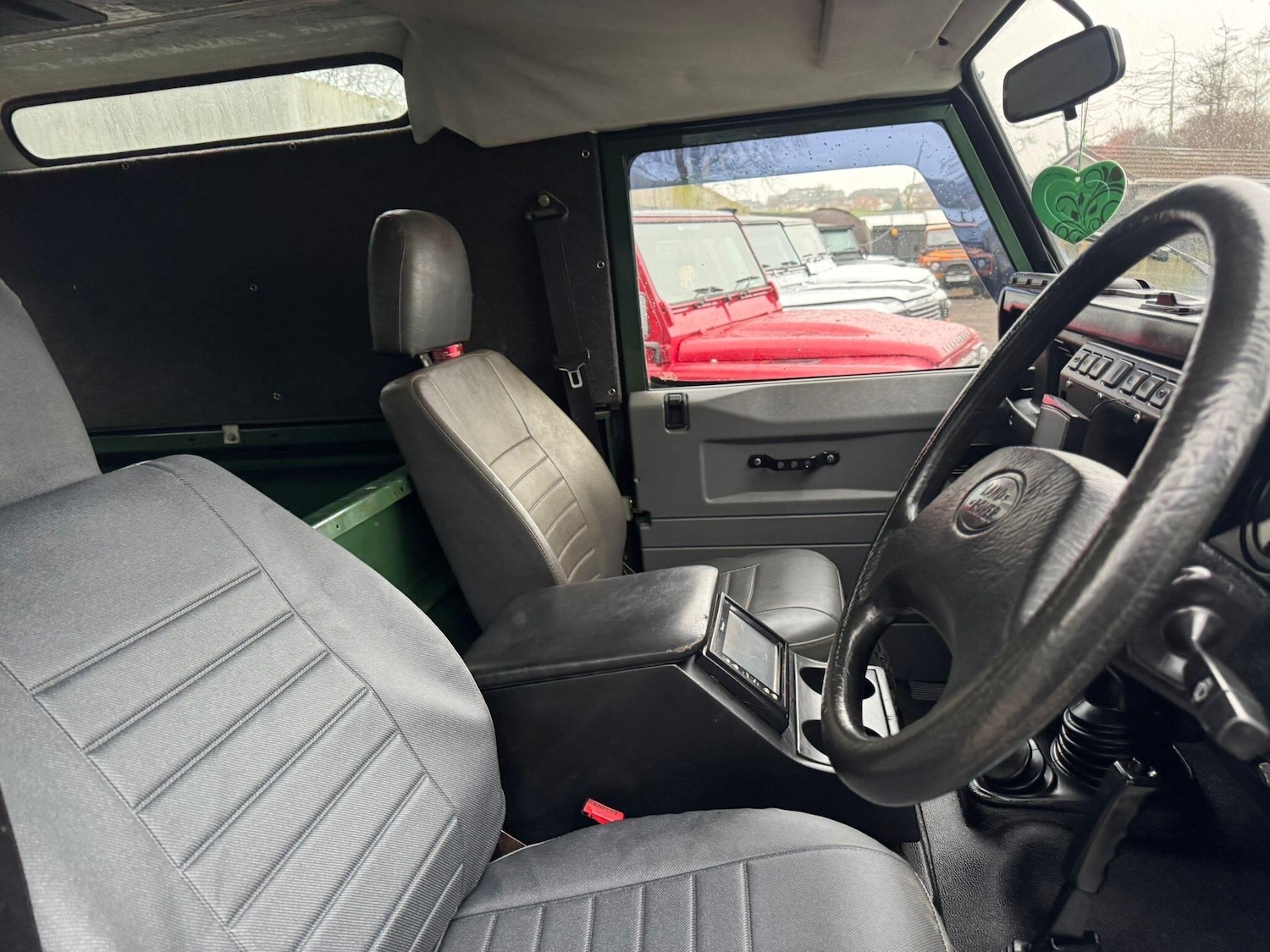 Used Land Rover Defender 2001 for sale - 77456498: Photo 13