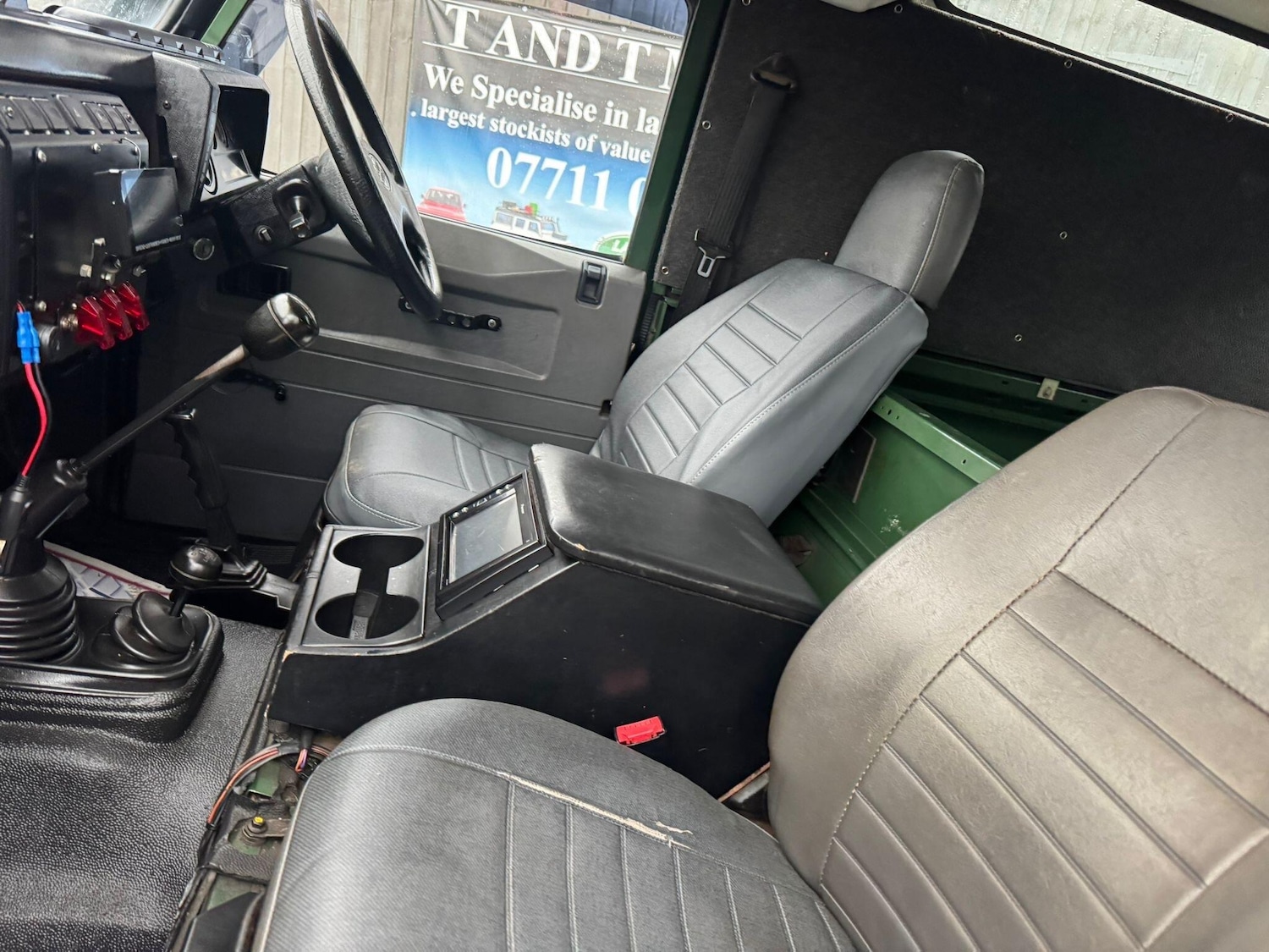 Used Land Rover Defender 2001 for sale - 77456498: Photo 14