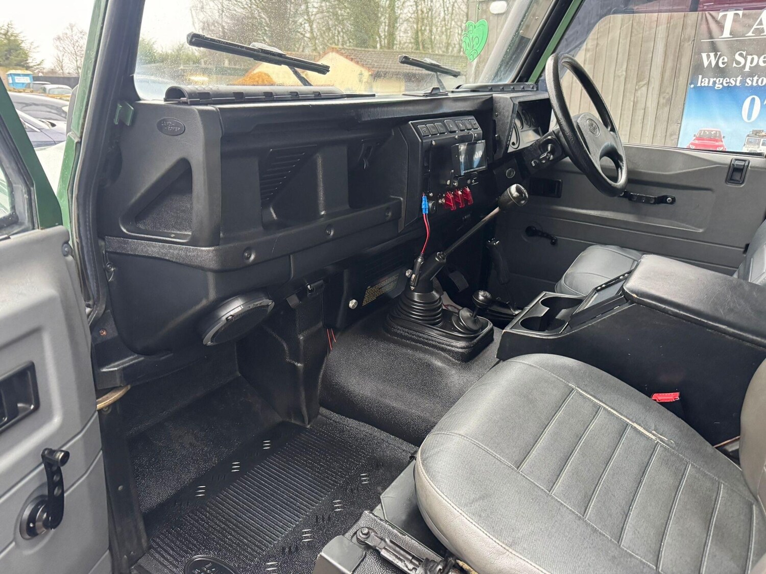 Used Land Rover Defender 2001 for sale - 77456498: Photo 15