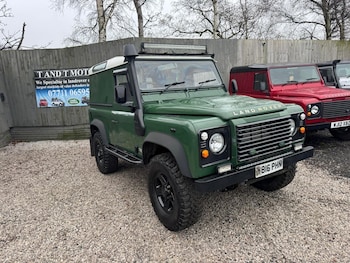 Land Rover Defender feature image