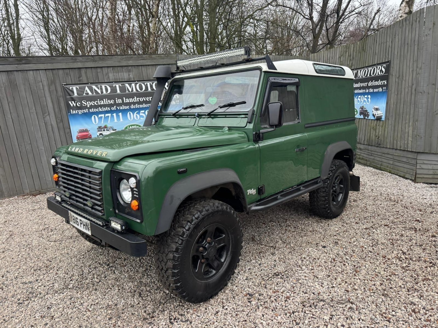 Used Land Rover Defender 2001 for sale - 77456498: Photo 23