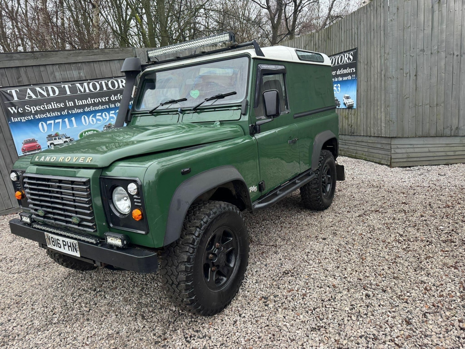 Used Land Rover Defender 2001 for sale - 77456498: Photo 27