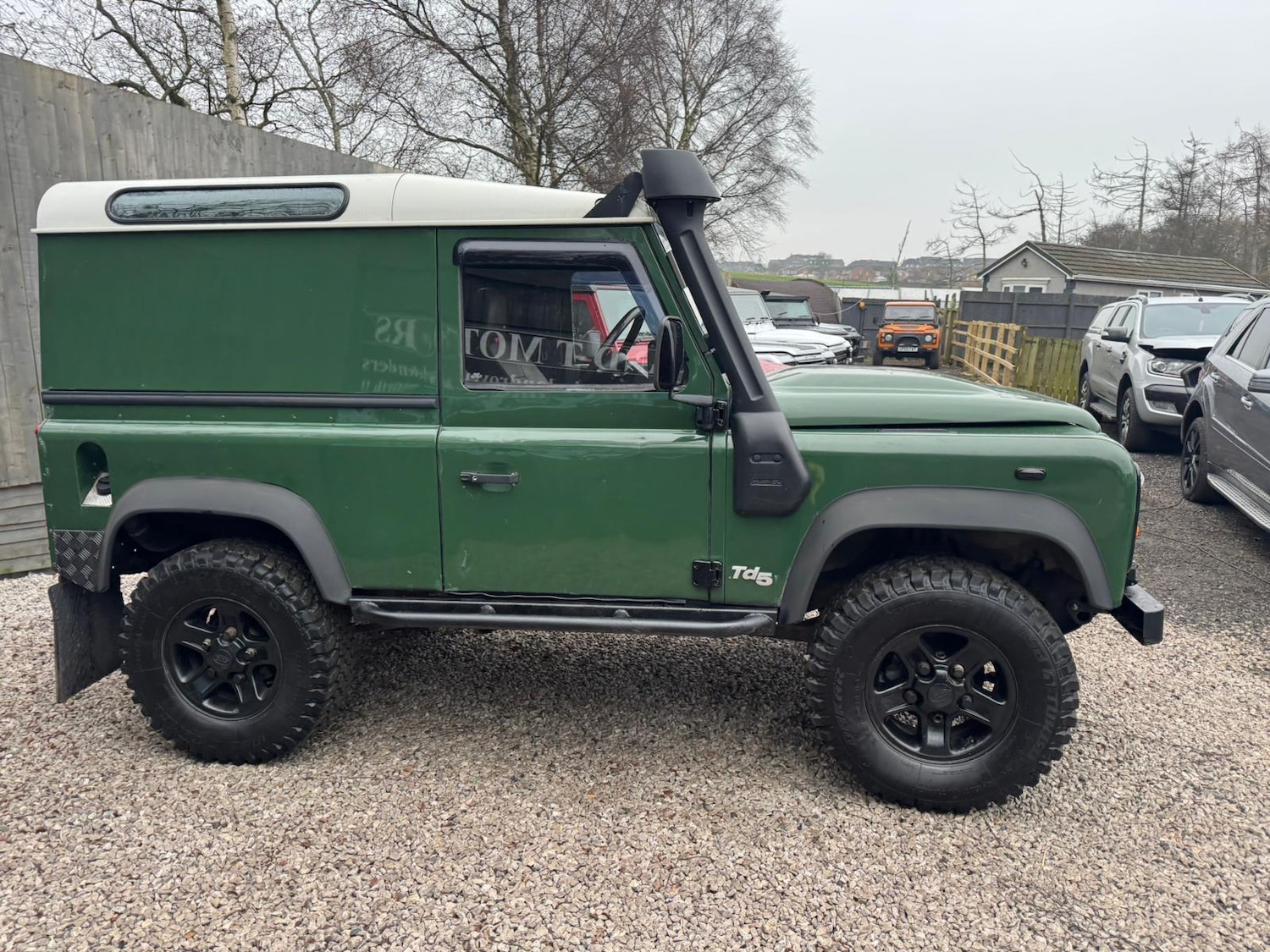 Used Land Rover Defender 2001 for sale - 77456498: Photo 41